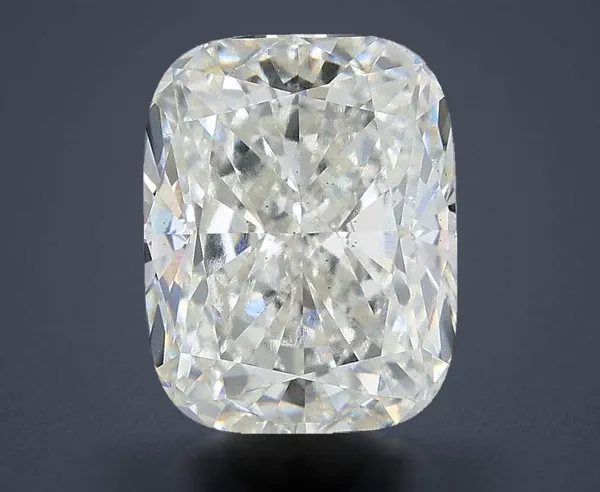 3.04 Carat · G · VS2 Rare Carat Ideal Cut