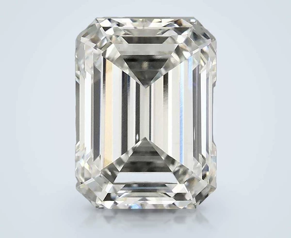 4.87 Carat · G · VS1 Rare Carat Ideal Cut