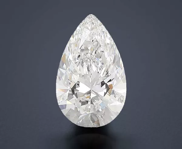 7.5 Carat · F · VVS2 Rare Carat Ideal Cut