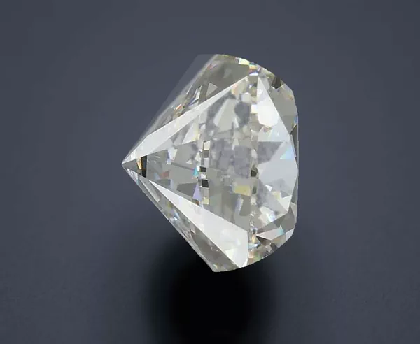 2.87 Carat · G · VS2 Rare Carat Ideal Cut
