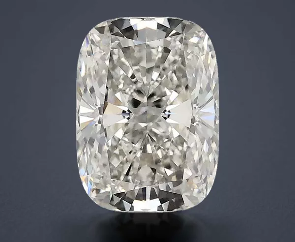 2.1 Carat · G · VVS2 Rare Carat Ideal Cut