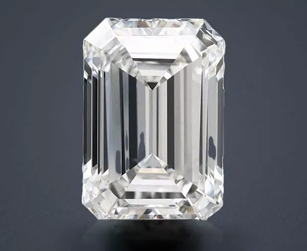 3.55 Carat · E · VS1 Rare Carat Ideal Cut