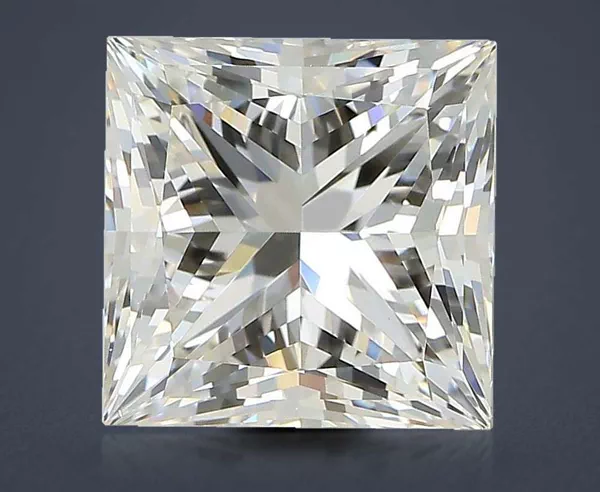 4.57 Carat · H · VS1 Rare Carat Ideal Cut