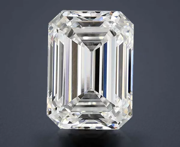 3 Carat · E · VS1 Rare Carat Ideal Cut