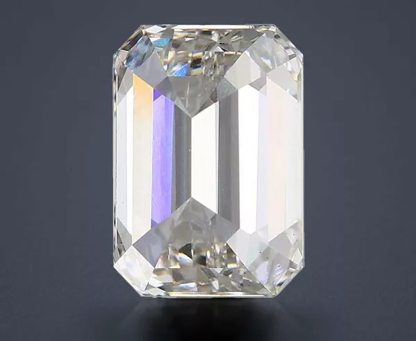 2.58 Carat · H · VS1 Rare Carat Ideal Cut