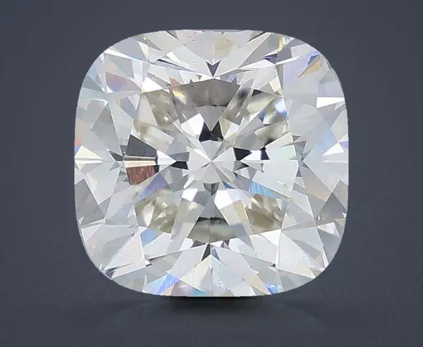 3.21 Carat · H · VS1 Rare Carat Ideal Cut