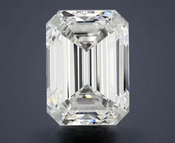 4.9 Carat · E · VS1 Rare Carat Ideal Cut