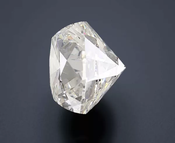 5 Carat · F · VVS2 Rare Carat Ideal Cut