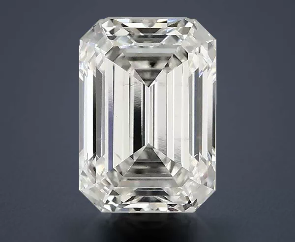 2.06 Carat · F · VS2 Rare Carat Ideal Cut