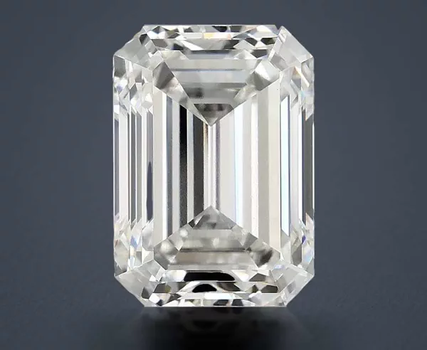 4.92 Carat · F · VVS2 Rare Carat Ideal Cut