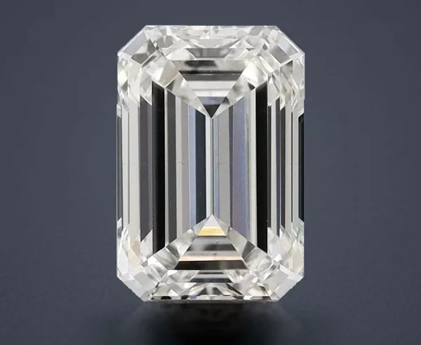 3.02 Carat · H · VS1 Rare Carat Ideal Cut