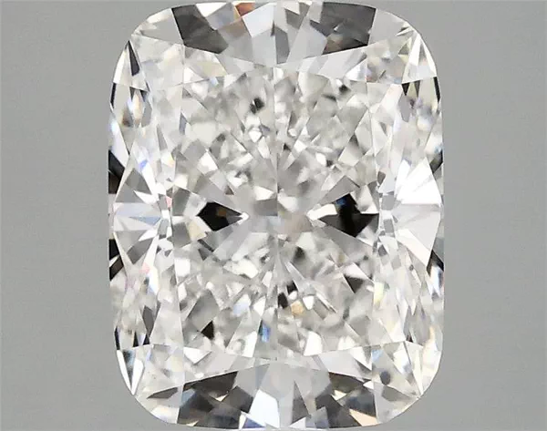 2.81 Carat · E · VS1 Rare Carat Ideal Cut