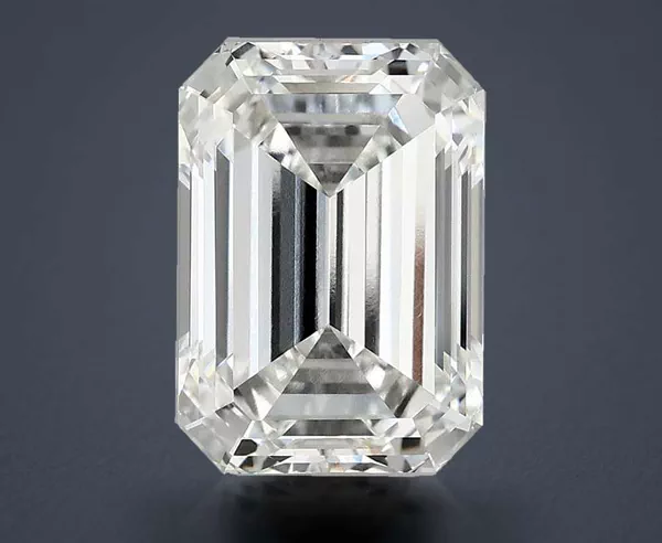 4 Carat · G · VVS2 Rare Carat Ideal Cut