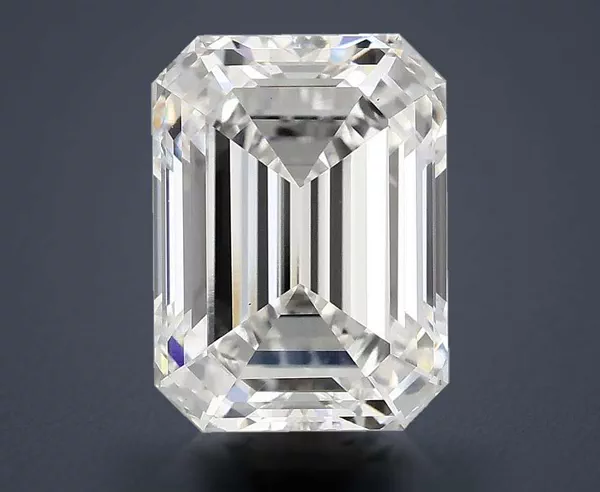 4.83 Carat · E · VS1 Rare Carat Ideal Cut