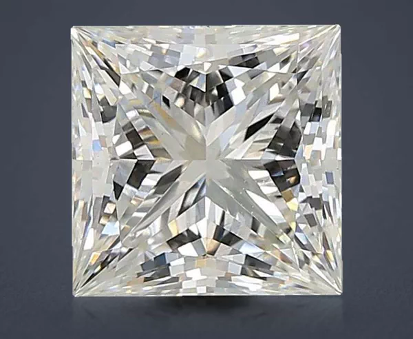4.07 Carat · G · VS2 Rare Carat Ideal Cut