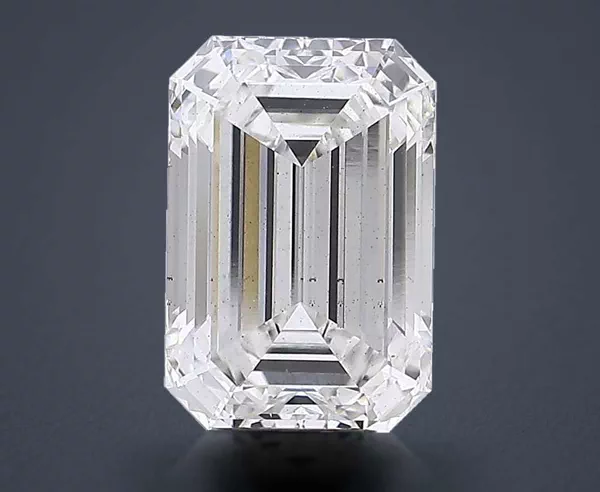 6.33 Carat · G · VS2 Rare Carat Ideal Cut
