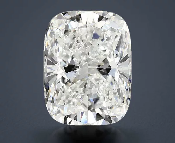 7 Carat · F · VS1 Rare Carat Ideal Cut