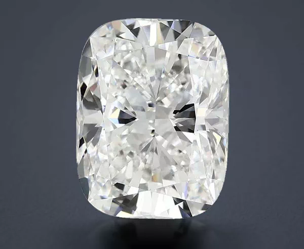 2.86 Carat · E · VS1 Rare Carat Ideal Cut