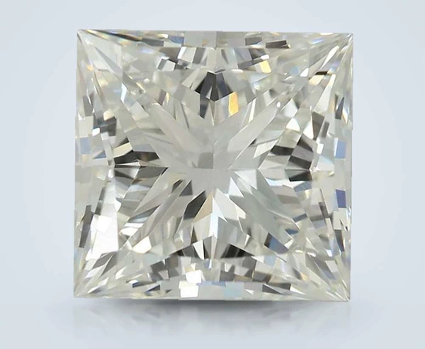 4.24 Carat · G · VVS2 Rare Carat Ideal Cut