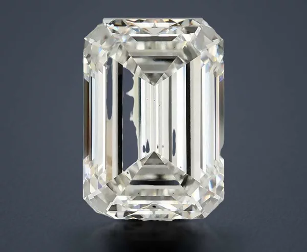 4.9 Carat · F · VS1 Rare Carat Ideal Cut