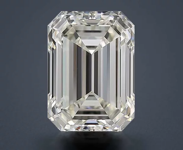 2.2 Carat · J · VS1 Rare Carat Ideal Cut