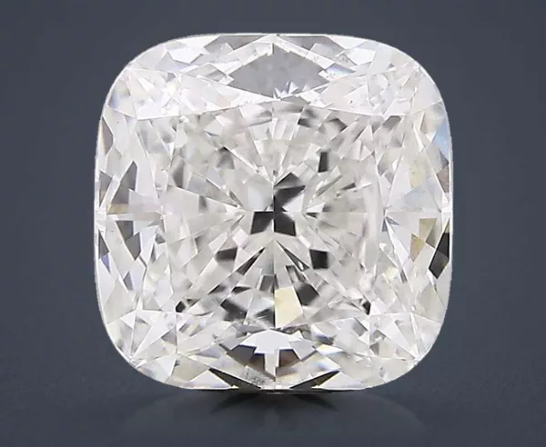 4.02 Carat · G · VS2 Rare Carat Ideal Cut