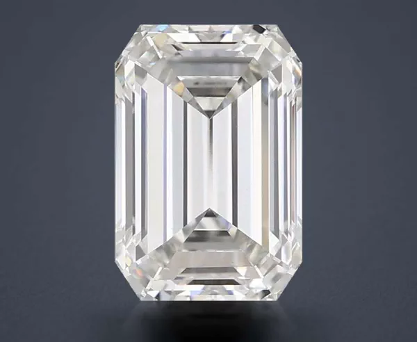 2.24 Carat · F · VVS2 Rare Carat Ideal Cut