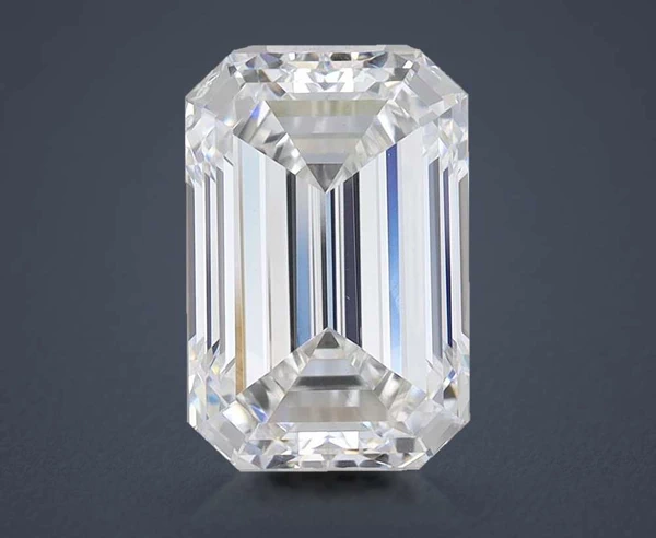 4 Carat · F · VS2 Rare Carat Ideal Cut