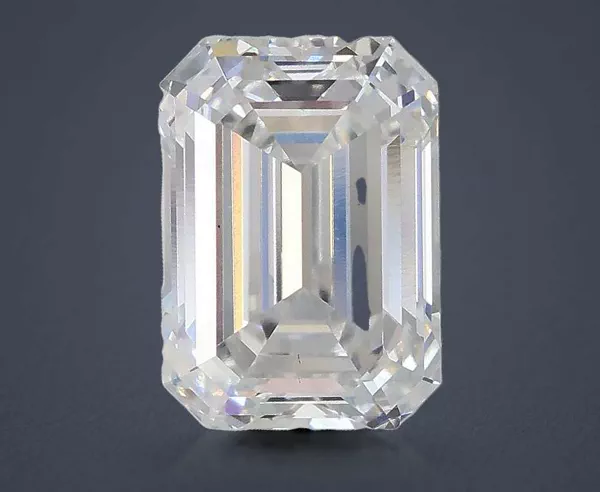 2.05 Carat · E · VS1 Rare Carat Ideal Cut