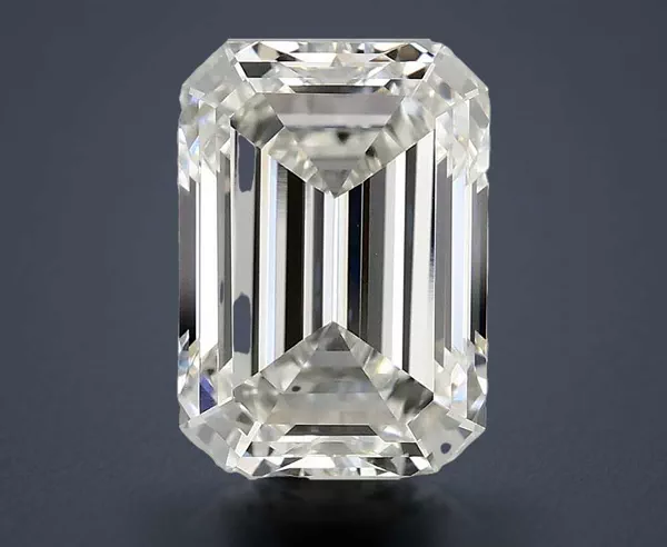 4.08 Carat · G · VVS1 Rare Carat Ideal Cut