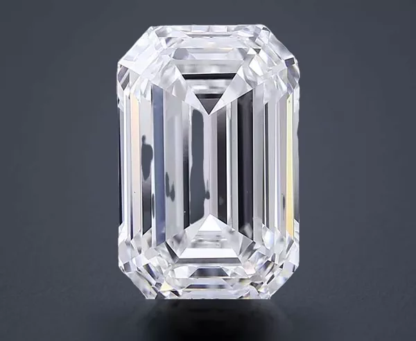 4.42 Carat · D · VVS2 very good Cut
