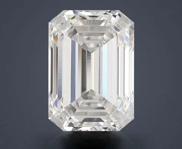 2.07 Carat · E · VS2 Rare Carat Ideal Cut