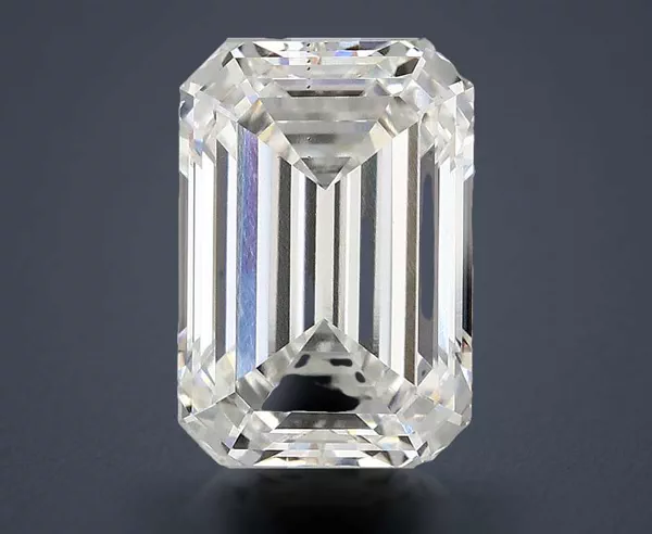 4.02 Carat · F · VS2 Rare Carat Ideal Cut
