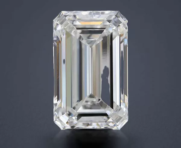 6.35 Carat · F · VS1 Rare Carat Ideal Cut
