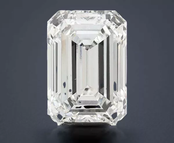 6.09 Carat · F · VS1 Rare Carat Ideal Cut