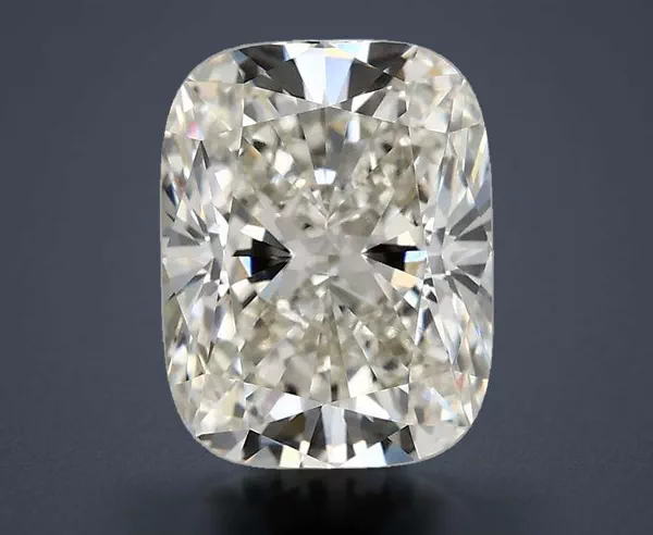 3.22 Carat · H · VVS2 Rare Carat Ideal Cut