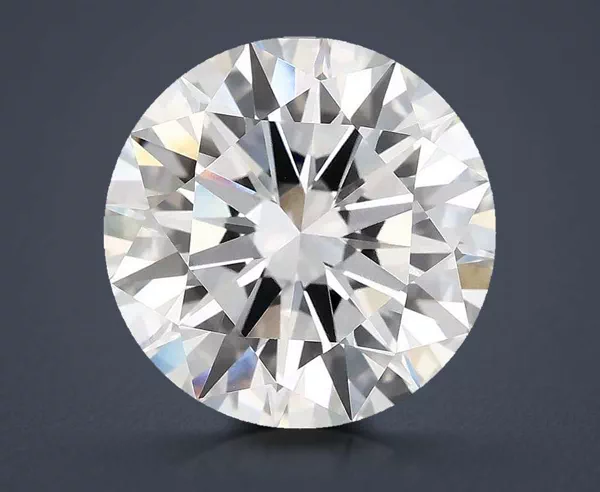 7.1 Carat · E · VVS2 Rare Carat Ideal Cut