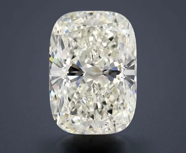 3.05 Carat · H · VVS2 Rare Carat Ideal Cut