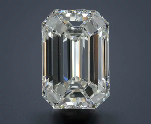 5.02 Carat · H · VS1 Rare Carat Ideal Cut