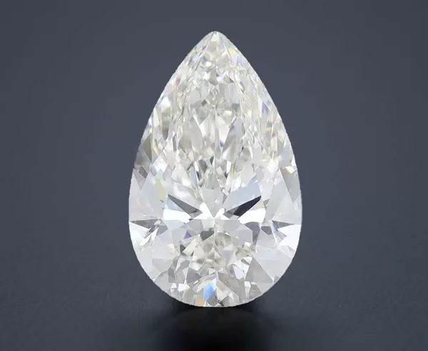 3.26 Carat · F · VVS2 Rare Carat Ideal Cut