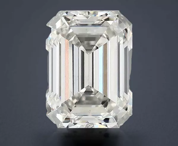 3.29 Carat · G · VS2 Rare Carat Ideal Cut