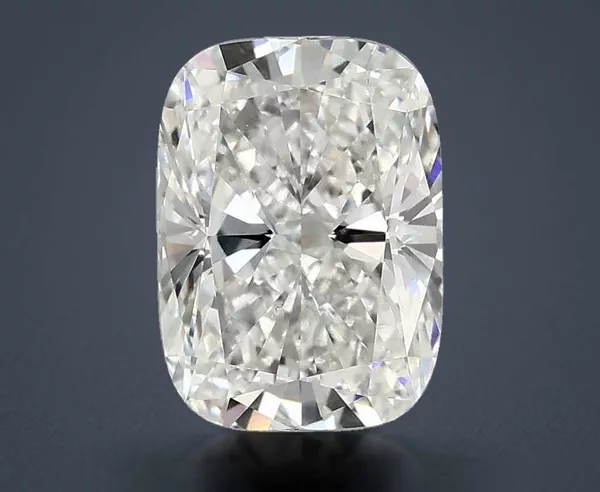 2.1 Carat · E · VS1 Rare Carat Ideal Cut