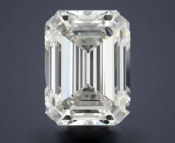 3.04 Carat · G · VS1 Rare Carat Ideal Cut
