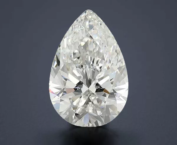 2.8 Carat · F · VVS2 Rare Carat Ideal Cut