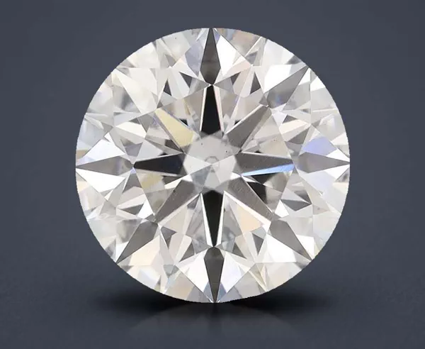 4.01 Carat · G · VS1 Rare Carat Ideal Cut