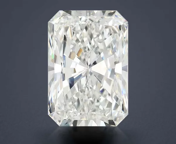 4.81 Carat · F · VVS2 Rare Carat Ideal Cut
