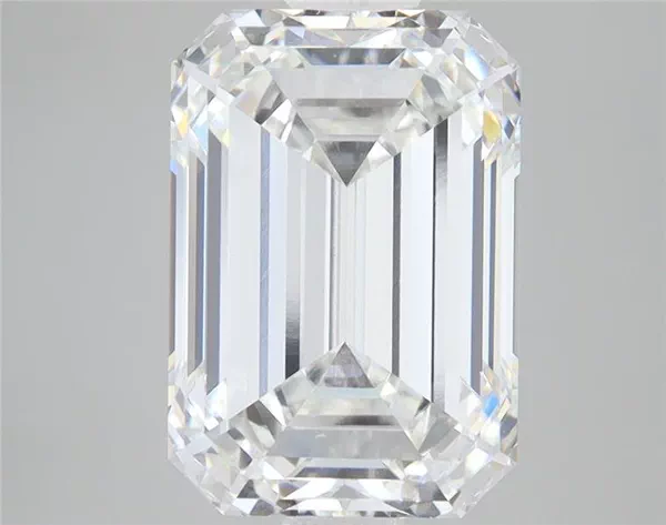 5.59 Carat · F · VVS2 Rare Carat Ideal Cut