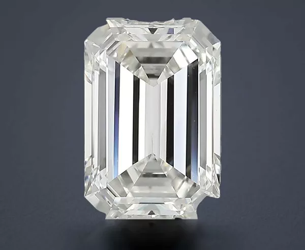 2.77 Carat · I · VVS2 excellent Cut