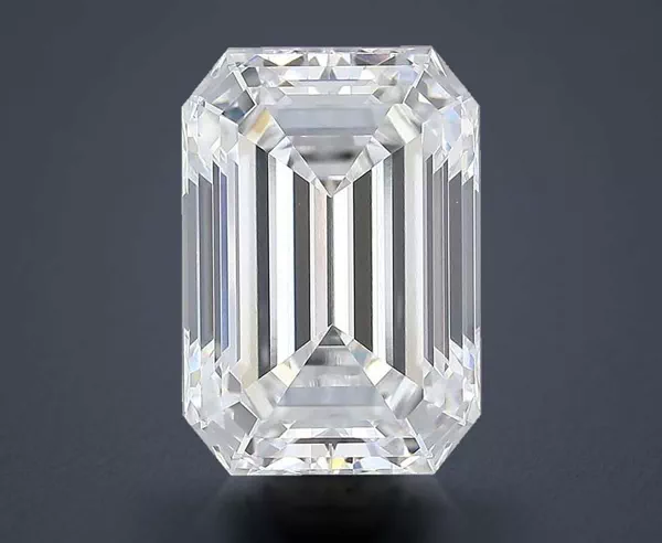 5.28 Carat · E · VS1 Rare Carat Ideal Cut