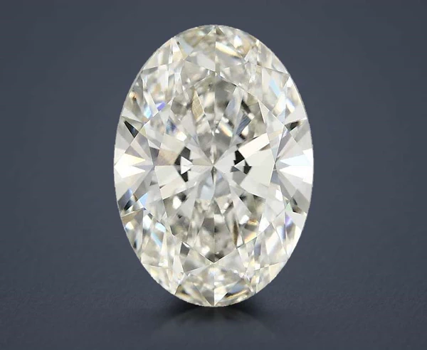 4.85 Carat · H · VS1 Rare Carat Ideal Cut
